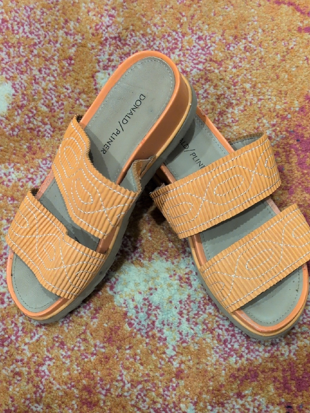 Donna J. Pliner Cait Slide Sandals in Peach Orange (W5.5)